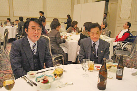 2012創立50周年記念　感謝の集いテーブル席の様子写真09