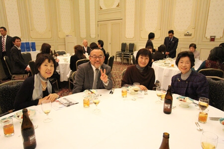2012創立50周年記念　感謝の集いテーブル席の様子写真23